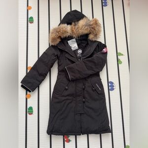 BNWT Canada Goose Youth Brittania Parka